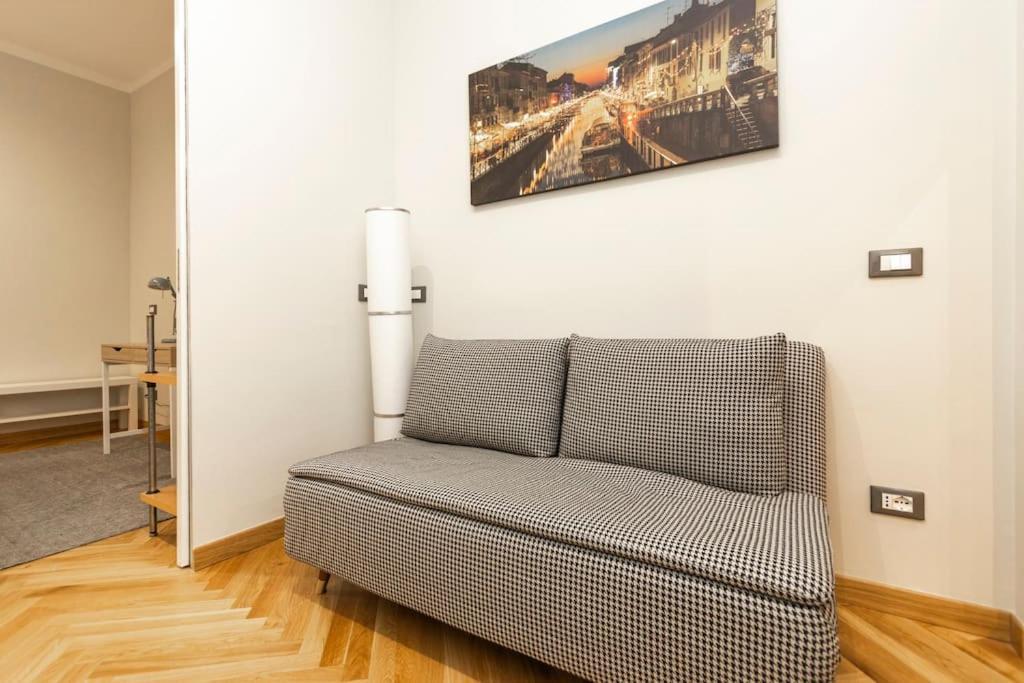 Ferienwohnung The Italian Design - 10 Minutes To Duomo Mailand Exterior foto
